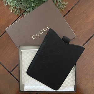 Gucci iPad mini kindle nook cover sleeve NEW with box for gifting!